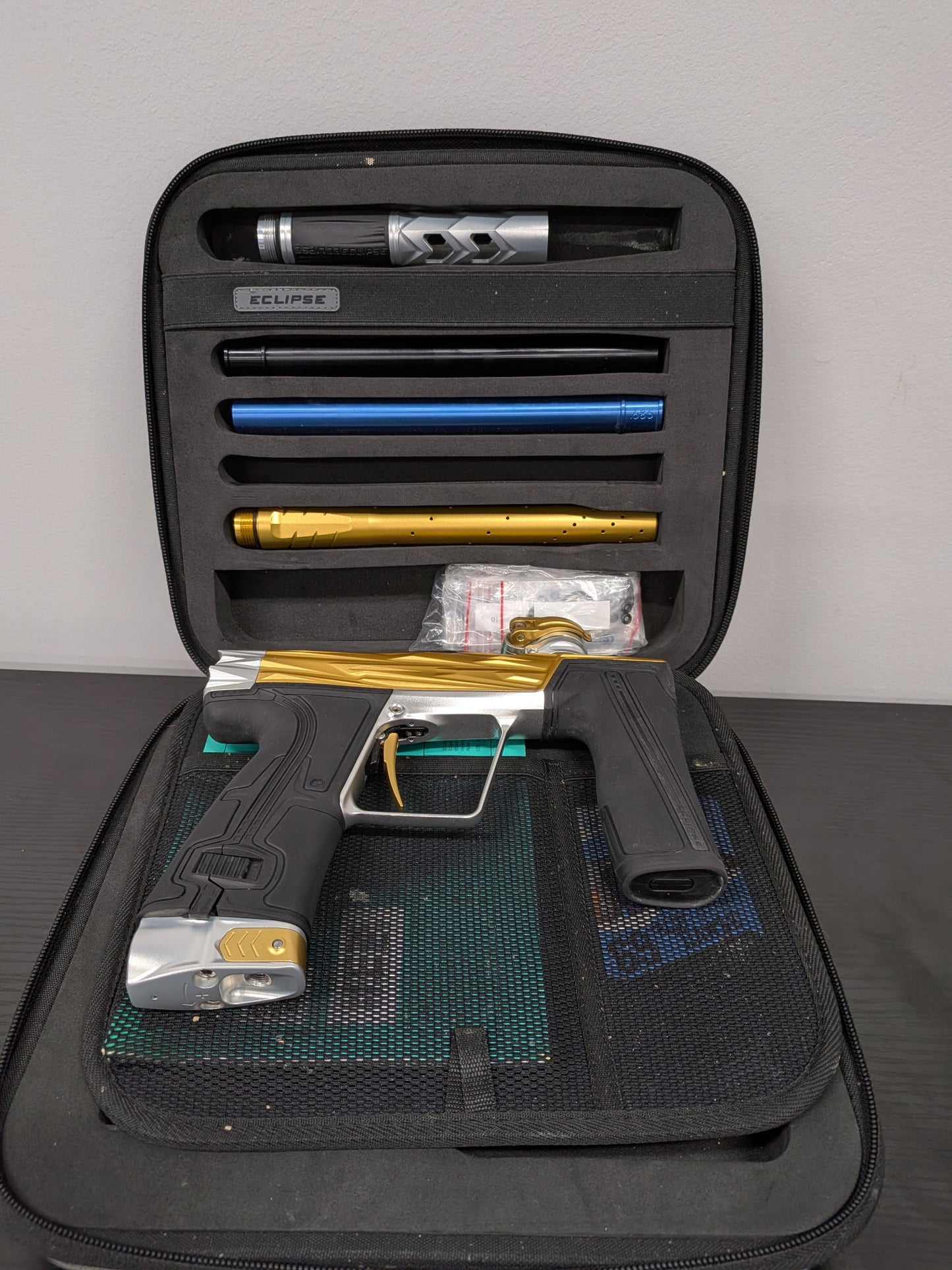 HK RAZR R5