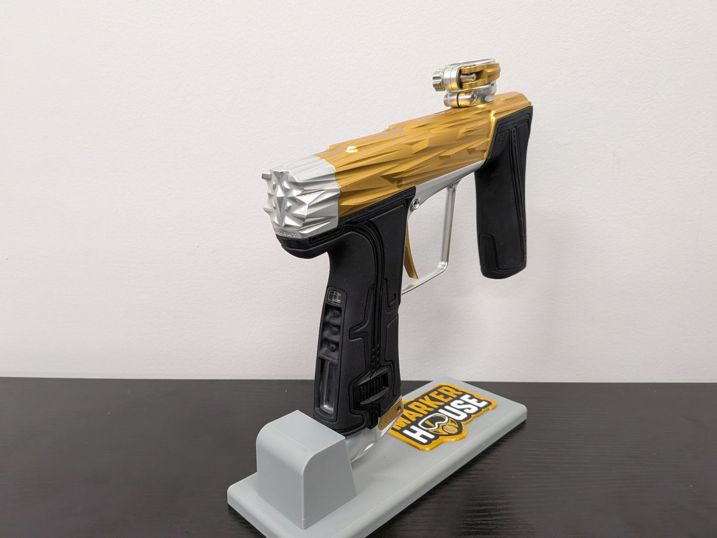 HK RAZR R5